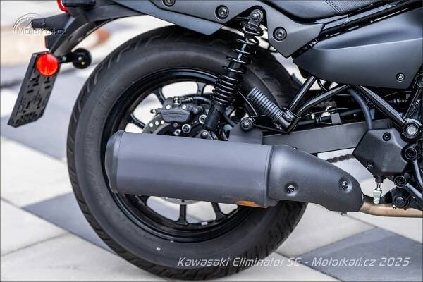 Kawasaki Eliminator 500 | Katalog motocyklů a motokatalog na Motorkáři.cz