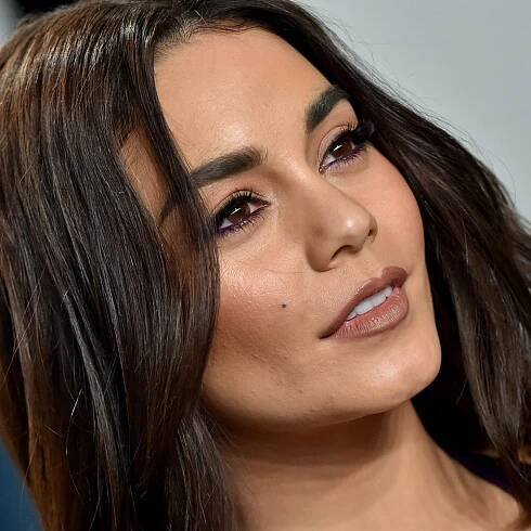 Vanessa Hudgens Cut Her Hair Into a Shaggy, Shoulder-Length Lob