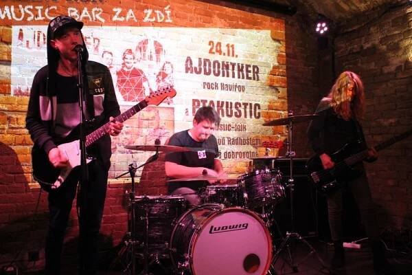 Foto z koncertů | Music Bar Za Zdí