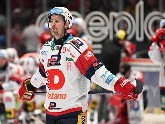 Dynamo Pardubice: Logo a sortiment fanshopu