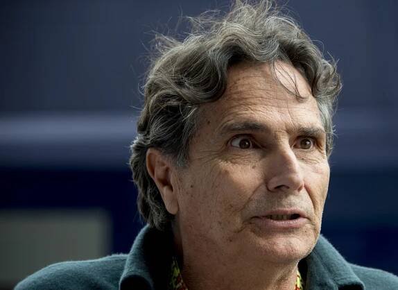 Trojnásobný mistr světa F1 Piquet čelí kvůli komentáři o Hamiltonovi vyšetřování