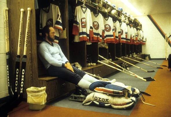NHL99: Battlin’ Billy Smith was ‘everything you’d want in a goalie’ - The Athletic