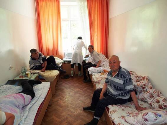 Babushka Adoption - WWW.DER-NASE-NACH.CH