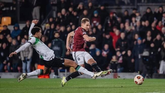 Z programu České televize zmizí další evropský fotbal. Diváci mluví o podrazu