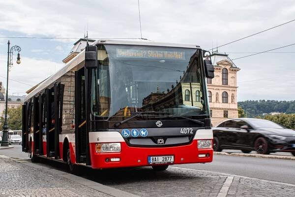 Všechny autobusové a trolejbusové zastávky budou od 29. 6. 2024 na znamení
