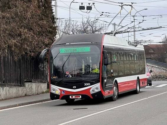 Trolejbus Mario je unikátní tím, že si jej smontoval Dopravní podnik města Brna.