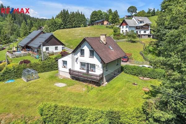 RD 5+1 u Pastvinské přehrady v Orlických horách | RE/MAX Future