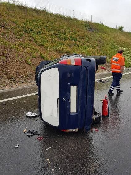 Nehoda osobního auta zablokovala dálnici D4. Zasahoval vrtulník