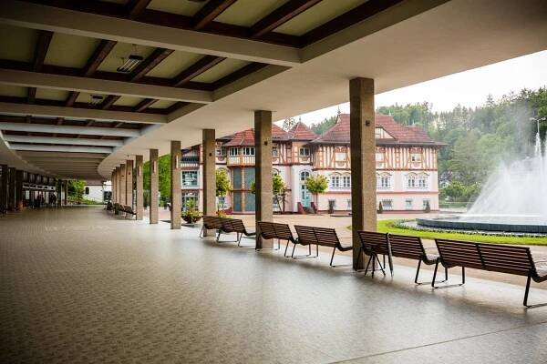Lázně Luhačovice - Lázeňské hotely a resorty ROYAL SPA v ČR