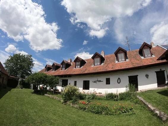 Vopálkova chalupa – Ratiboř » Dovolená v ČR – eUbytko.cz