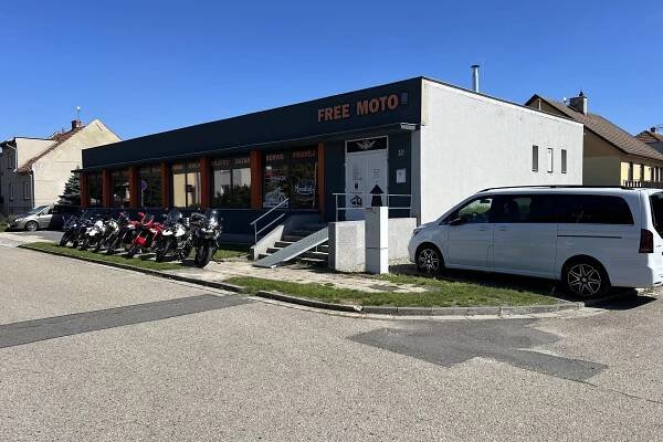 FREE-MOTO foto 1
