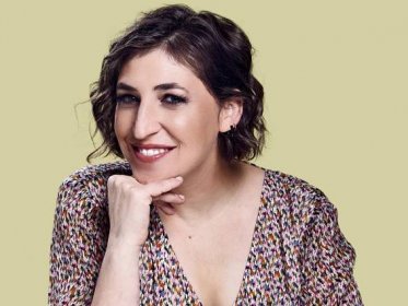 Mayim Bialik: I'd Give Up My First Child to Host Jeopardy! Forever