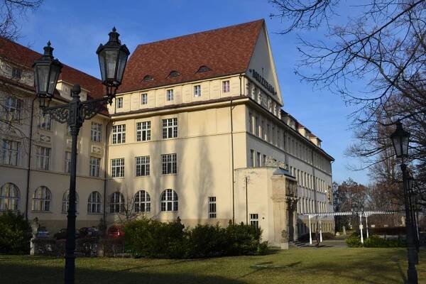 Oblastní muzeum a galerie v Mostě foto 1