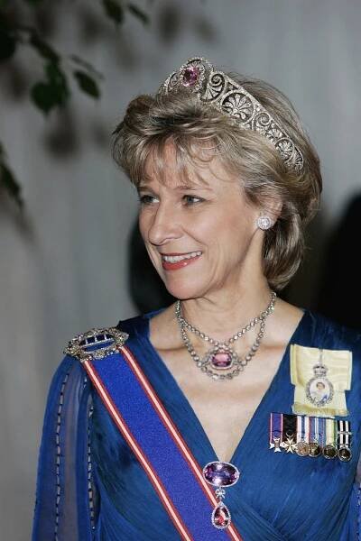Queen Mary’s Turquoise Fringe Necklace | The Royal Watcher