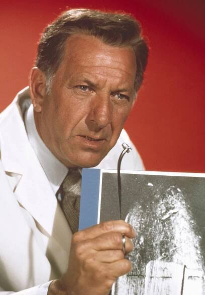 Jack Klugman, Stage and Screen Actor, Is Dead at 90