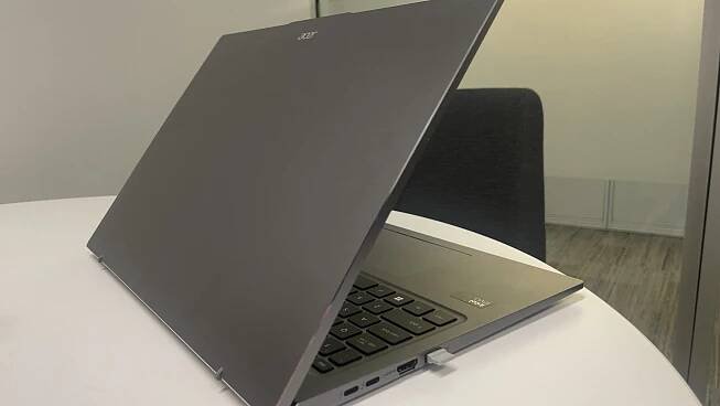 Acer Swift Go 16