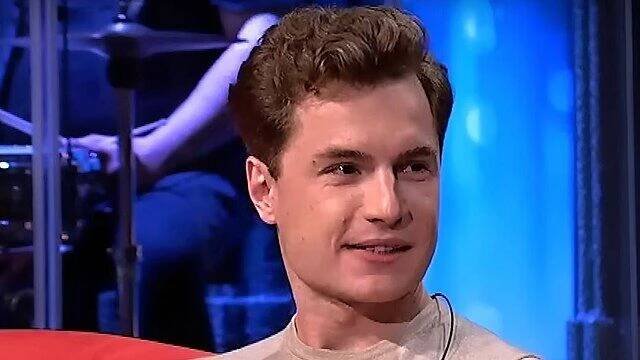 Oskar Hes jako vraždící maniak? A sázka? Vyhraje ji? A s kým žije? - Médium.cz