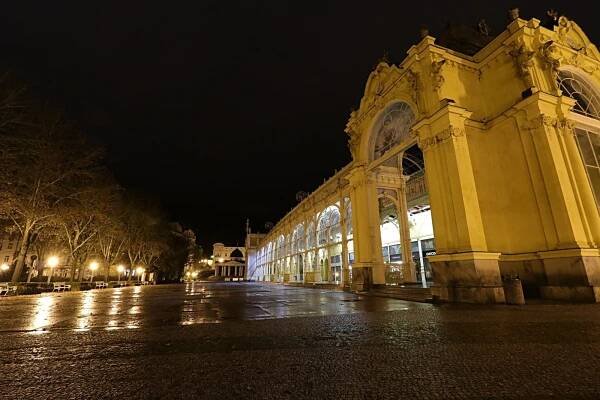 PODÍVEJTE SE: Takto vypadají západočeská města při zákazu vycházení