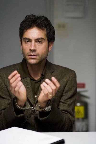 Odvlečen - Z filmu - Omar Metwally