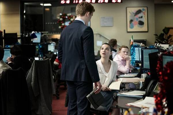 Sektor - Louskáček - Z filmu - Marisa Abela, Conor MacNeill
