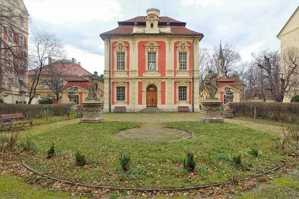 Fotogalerie • Michnův letohrádek (Historická budova) • Mapy.com