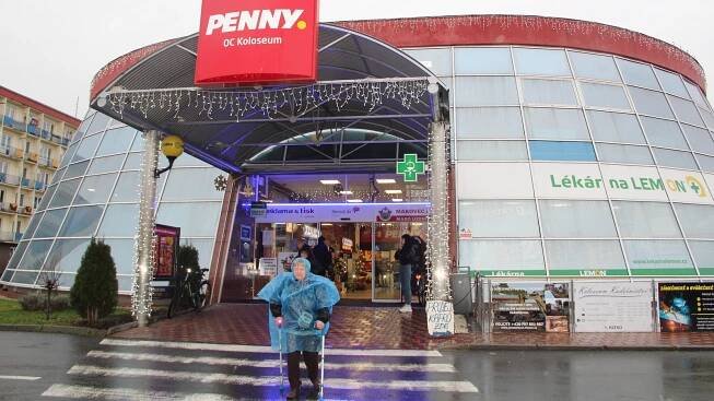 VIDEO: V Přerově otevřel Penny market, zákazníci vzali nový obchod útokem