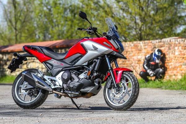 MH test: Honda NC750X - nejlepší motorka na světě - MOTOHOUSE