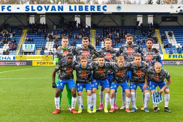 Trička hráčů Slovanu Liberec s vlčím mákem - REGI Base I.