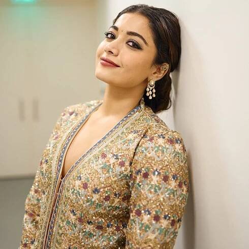 Rashmika Mandanna’s Anita Dongre jacket set featured zardozi and sequin embroidery