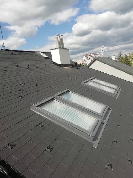 Roofman - Střechy a stavby na klíč| Realizace střešní krytinou Isola