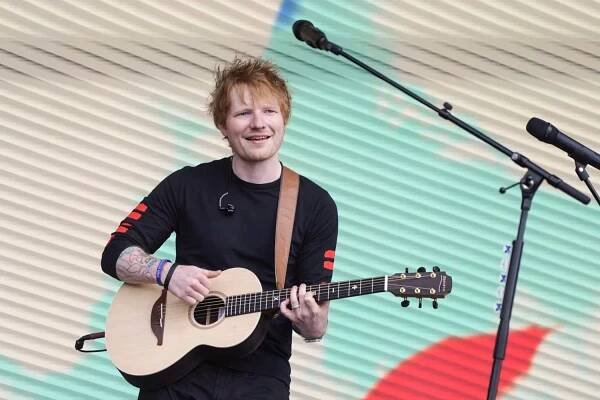 Ed Sheeran predstavil novú skladbu. Napísal ju k finále známeho seriálu