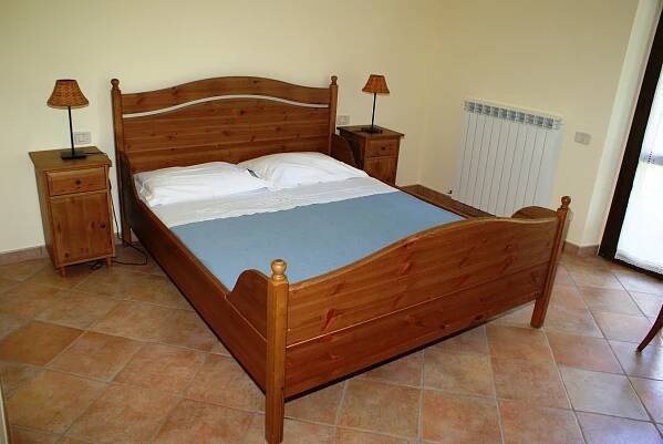 Queen Claudia | Villa Cru: Agriturismo Ascoli Piceno - Agriturismo Marche