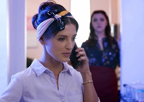 Icing on the Cake - Z filmu - Katrina Norman