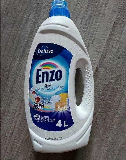 Prací gely Enzo - Universal, Sensitive a Colour za 769 Kč