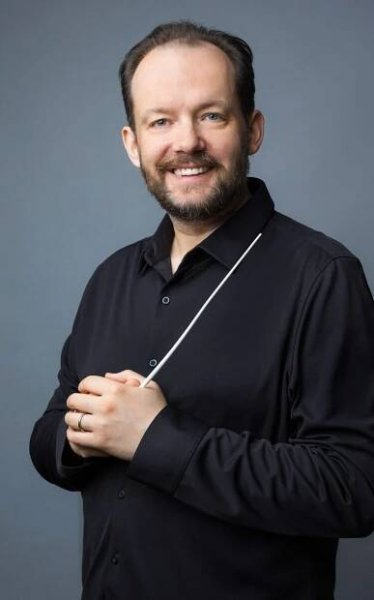 Andris Nelsons headshot
