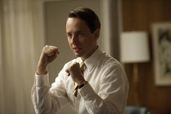 Šílenci z Manhattanu - Signal 30 - Z filmu - Vincent Kartheiser