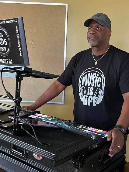Mobile DJ - Higher Visions Music