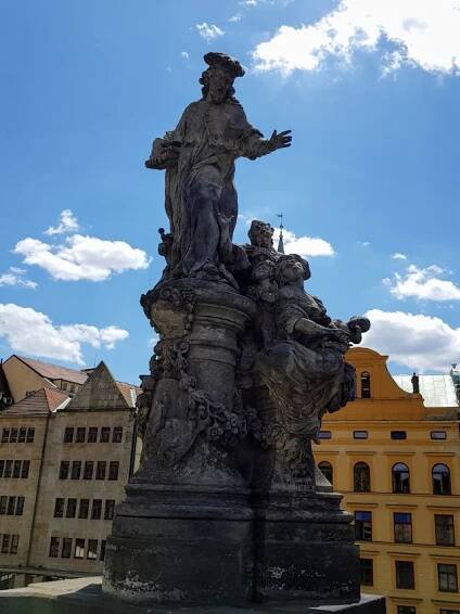 2 BellPraague Charles Bridge walk.jpg