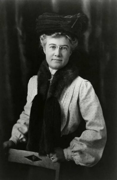 Mattie Edwards Hewittová