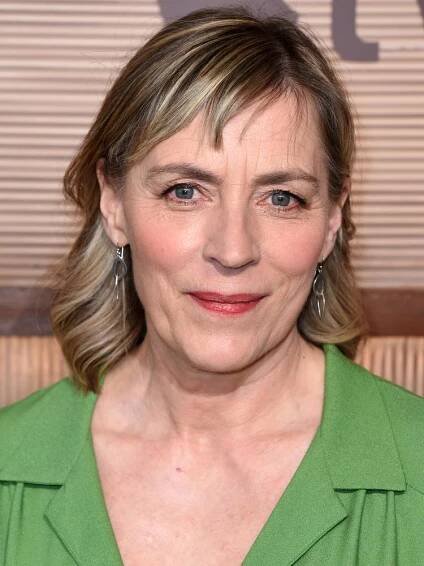 Saskia Reeves - Actress