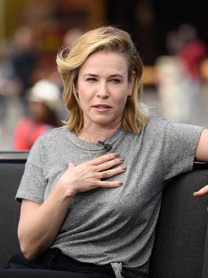 Chelsea Handler Skirt Images