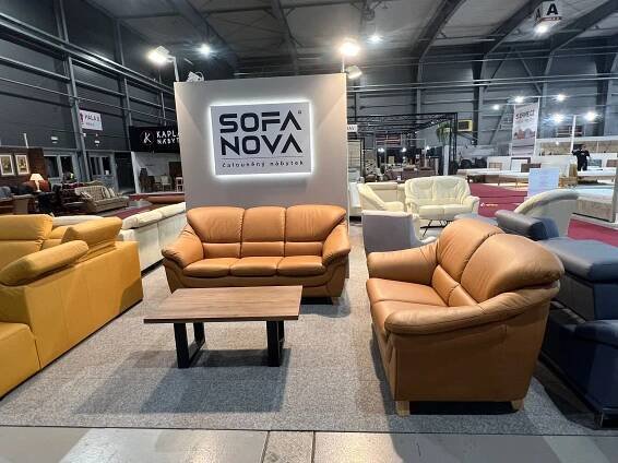 Čalouněný nábytek SOFANOVA - Sedací soupravy, křesla, židle i postele