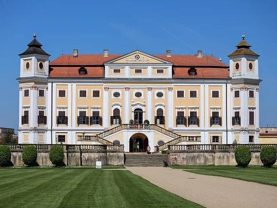 Zámek Milotice – barokní skvost, kde se můžete na chvíli proměnit v zámecké panstvo