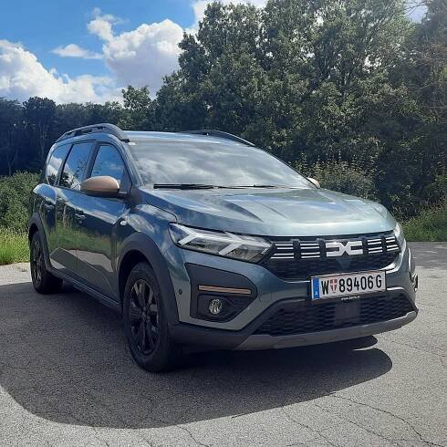 7-Sitzer mit Bett und Zelt - Dacia Jogger – der günstigste Familien-Van im Test