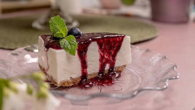 Nepečený cheesecake s borůvkami - fotografie 5 - TopRecepty.cz