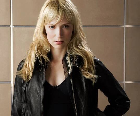 Beth Riesgraf Biography - Facts, Childhood, Family Life & Achievements of Actress