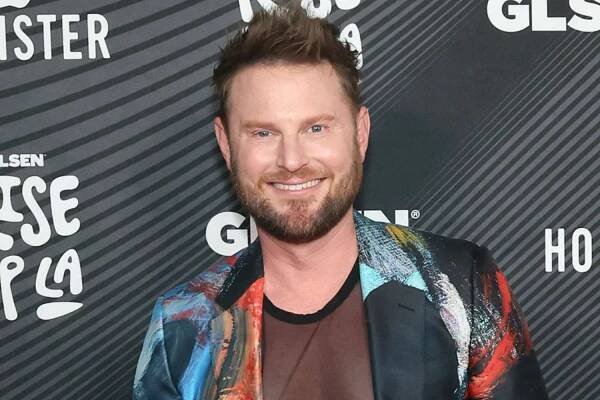 Bobby Berk attends GLSEN's Annual Rise Up LA Benefit honoring Sheryl Lee Ralph at NeueHouse Hollywood on October 18, 2024 in Hollywood, California. 