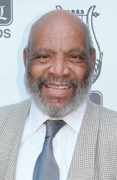 Soubor:James Avery HAL Awards (cropped).jpg – Wikipedie