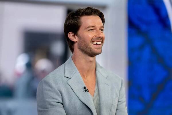 Patrick Schwarzenegger On Watching NSFW 'White Lotus' Scenes With Family
