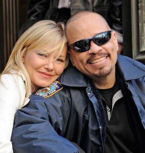 Kelli Giddish and Ice-T filming on location for "Law & Order: SVU" on April 10, 2013 in New York City.